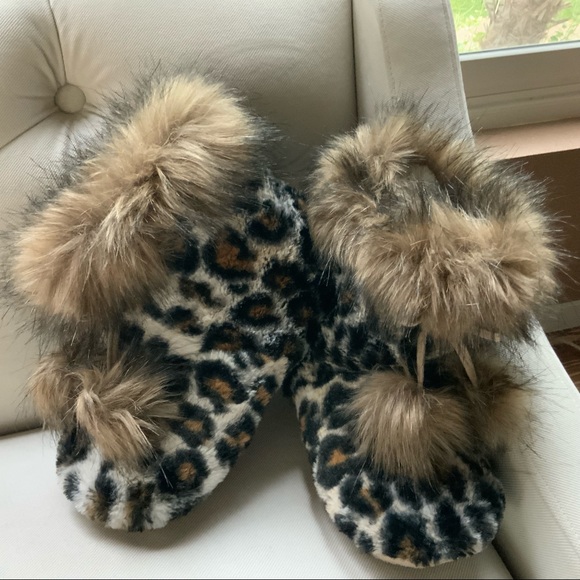 Kenzie Leopard print Slipers - Picture 12 of 12